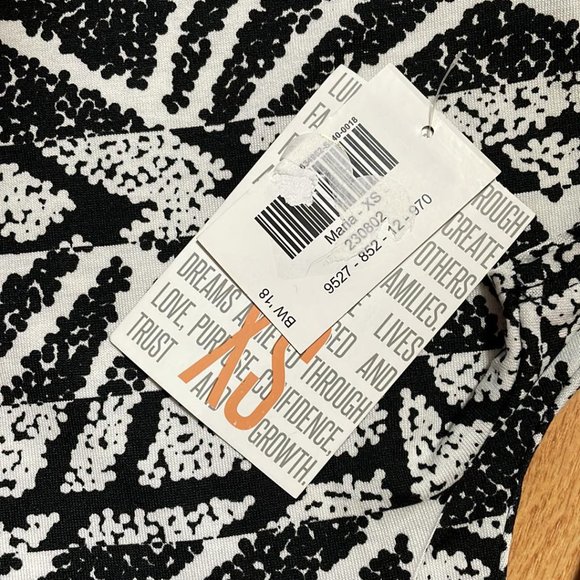 Women's Size XS But could fit Medium LuLaRoe Maria long maxi dress NEW WITH TAGS - Picture 3 of 3